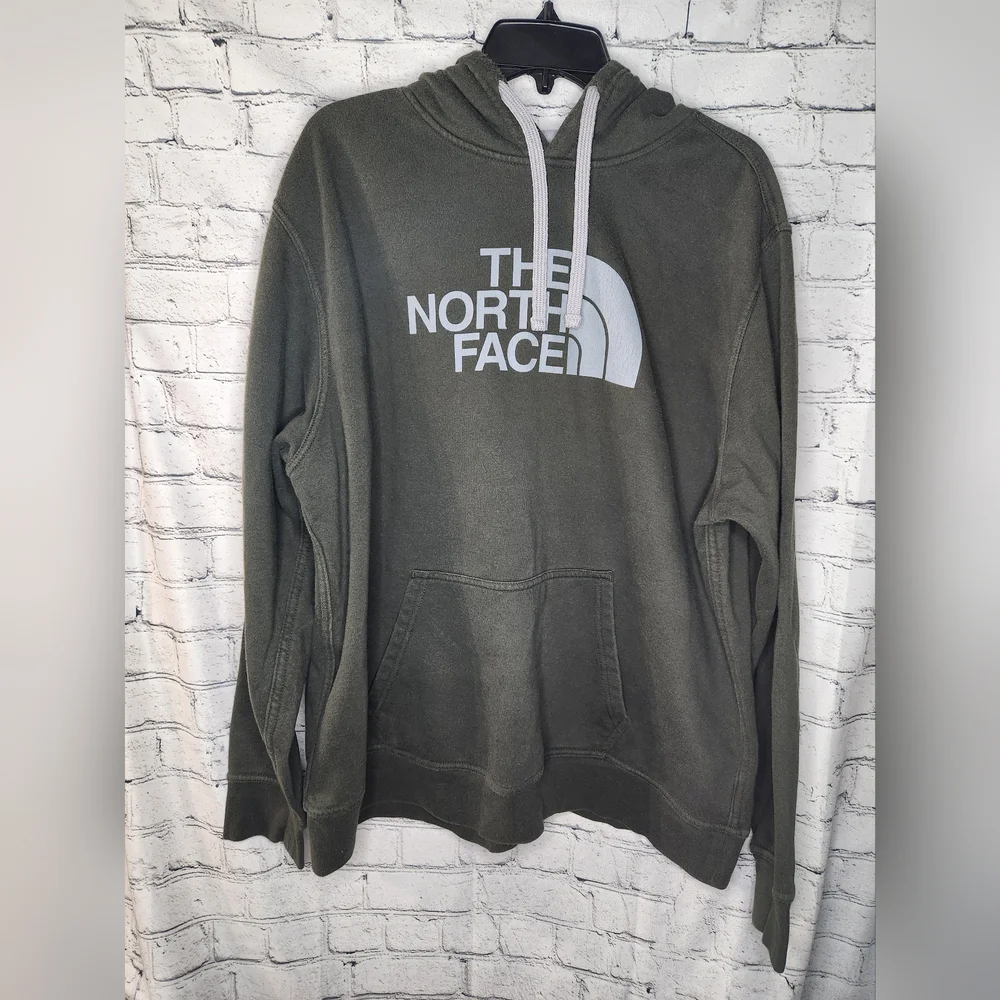 The North Face Men’s Dark Green Hoodie Size XL